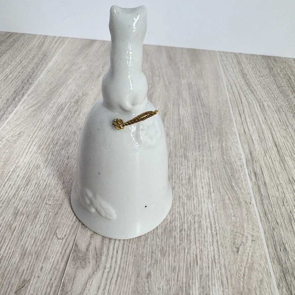 White Ceramic Cat‎ Hand Bell Figurine Raised Floral Design Collectible Decor